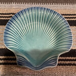 Olfaire 9”  Blue Scallop Shell Bowl made in Portugal - NWOT